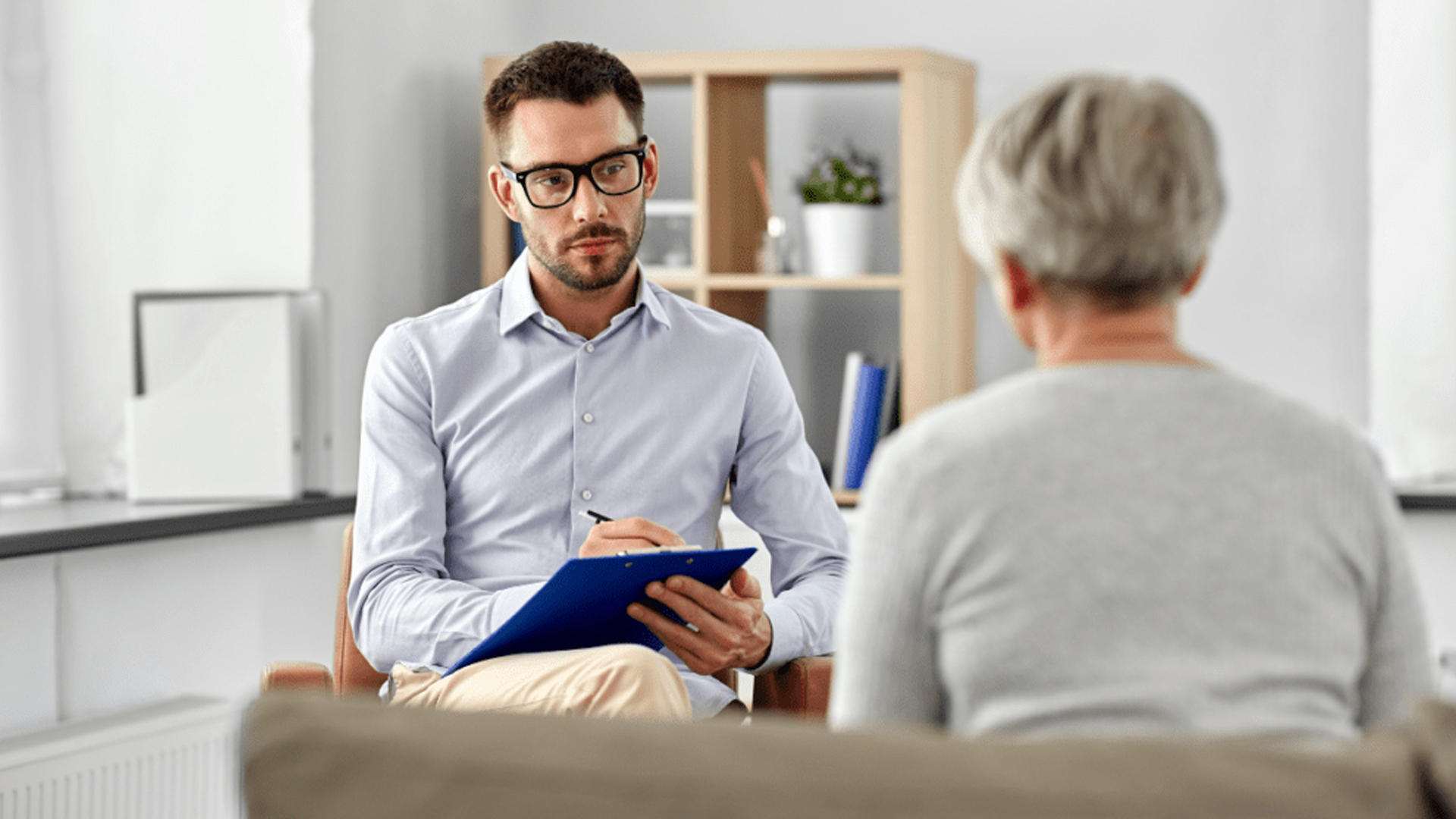 La Secretaría de Salud reconoce la labor de las y los psicólogos que cuidan la salud mental de la población