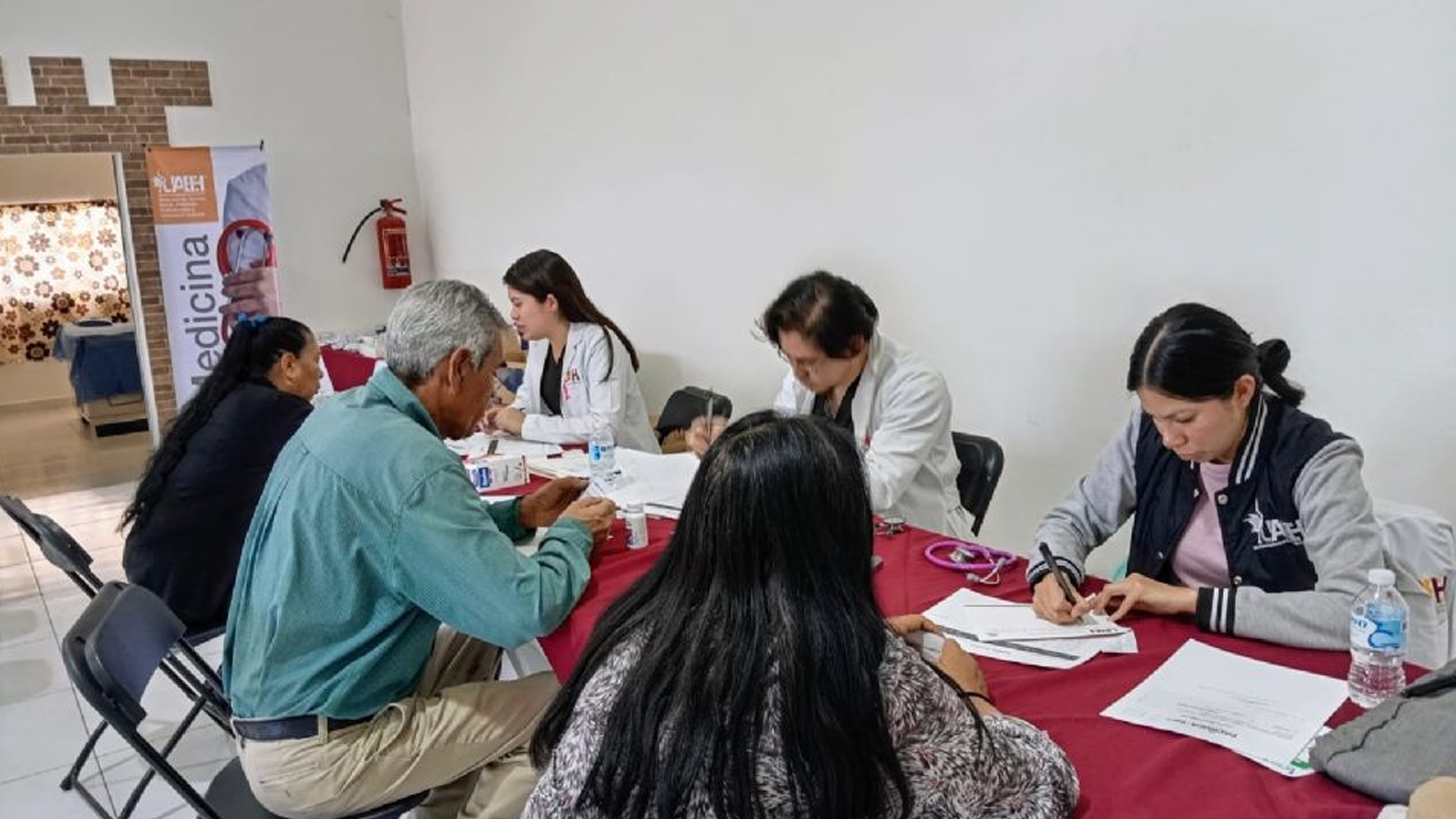 Depresión y ansiedad en jóvenes y adultos de Pachuca: UAEH
